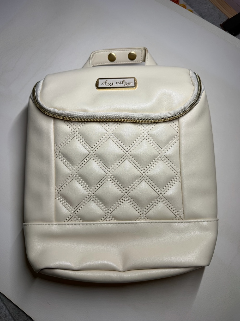 Itzy Ritzy Chill Like a Boss bottle bag in the Milk & Honey color
